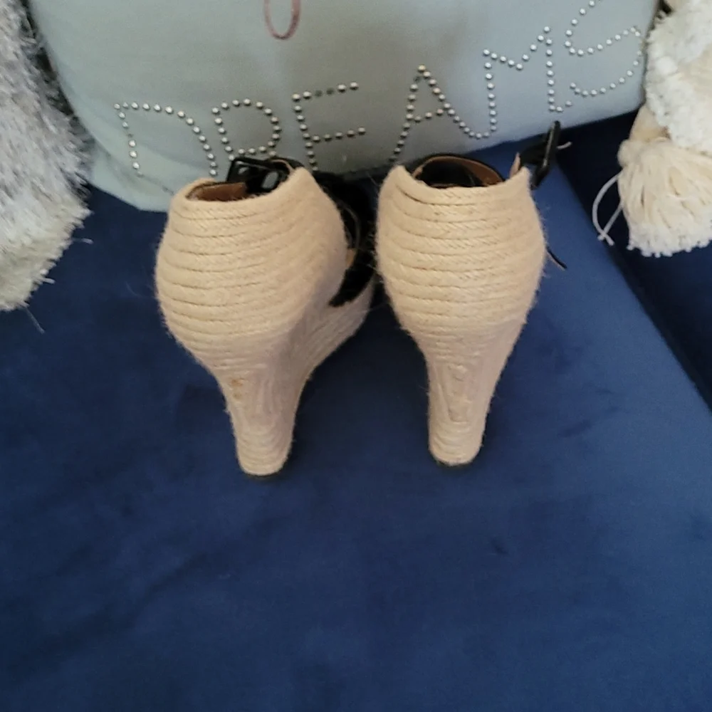 Shoes - Picture 3 of 3